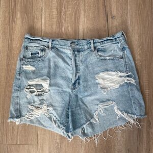 American Eagle 90s Boyfriend Denim Shorts